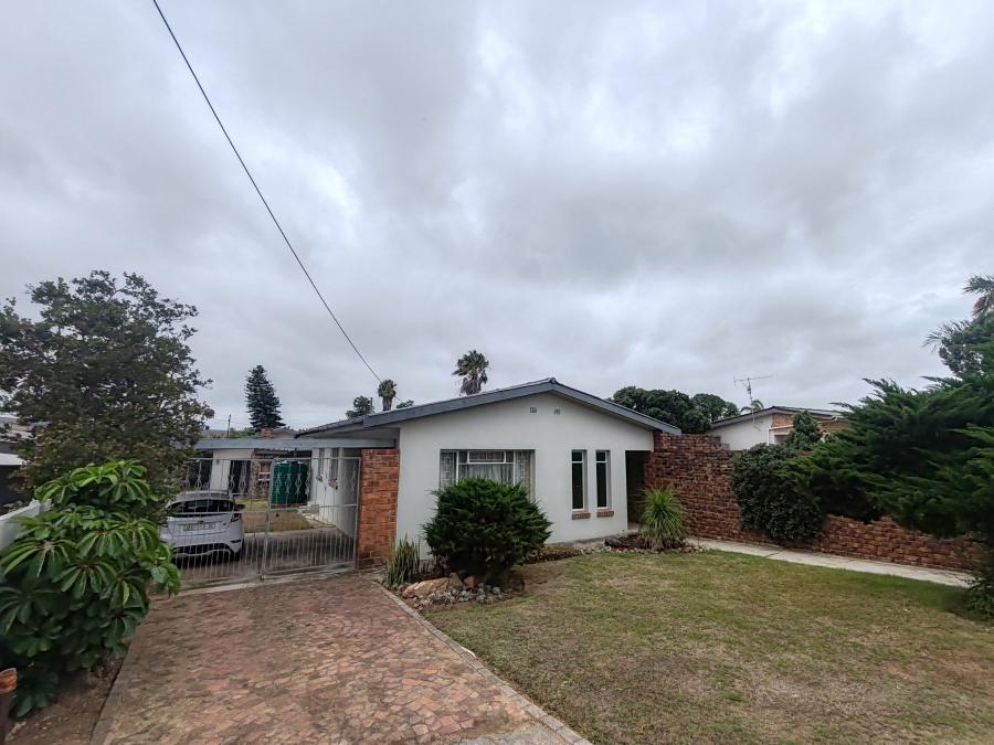 3 Bedroom Property for Sale in Manor Heights Eastern Cape